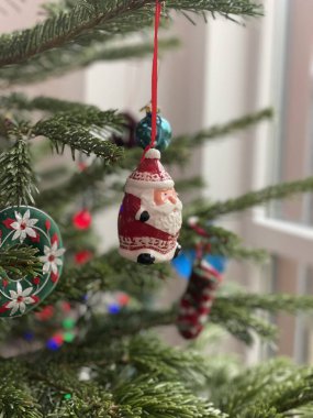 Dekorlu Noel ağacı yaprağı