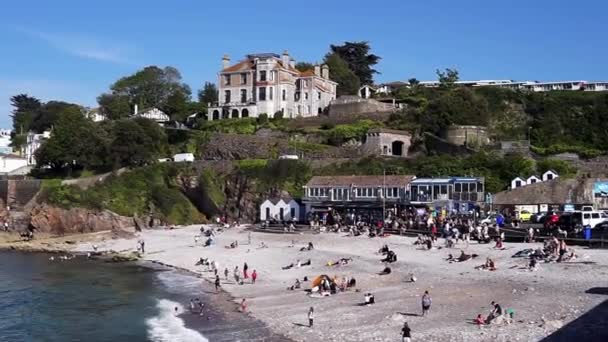 Junio 2021 Playa Ciudad Brixham Costa Sur Devon — Vídeos de Stock