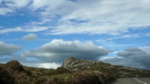 Pohled Autě Haytor Rocks Dartmoorova Památka Východním Okraji Dartmooru Devonu — Stock video