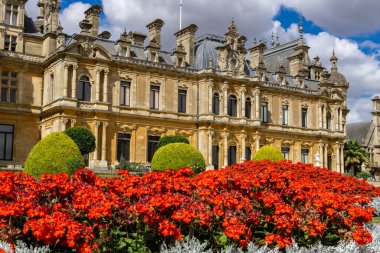 Waddesdon, Buckinghamshire, İngiltere - 24 Ağustos 2022: Waddesdon Malikânesi ve Buckinghamshire 'daki bahçeler