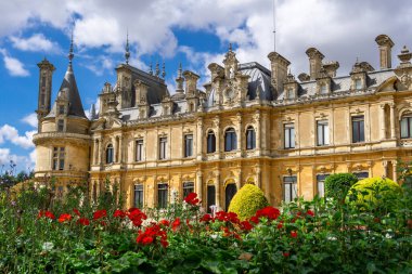 Waddesdon, Buckinghamshire, İngiltere - 24 Ağustos 2022: Waddesdon Malikânesi ve Buckinghamshire 'daki bahçeler