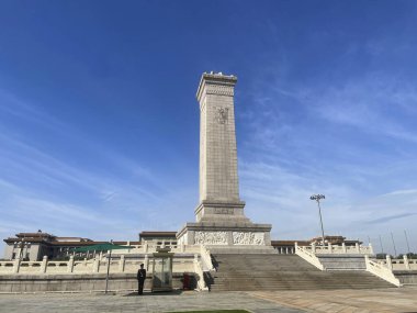 Pekin, Çin - 20 Ekim 2024 Halk Kahramanları Anıtı, Pekin, Çin. Tiananmen Meydanı 'nda.