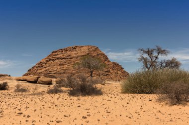 Manzara Spitzkoppe Dağı - Erongo, Namibya 'da kel granit tepesi