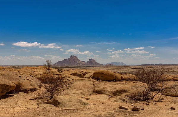 Пейзаж Горы Шпицкоппе Лысый Гранитный Пик Эронго Намибия — стоковое фото