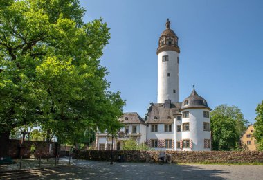 Frankfurt-Hoechst, Almanya 'daki ünlü ortaçağ kalesi