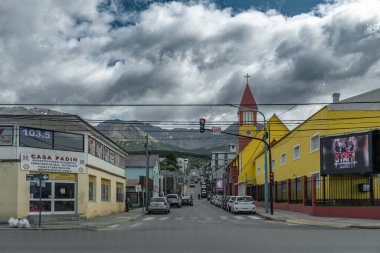 Ushuaia Caddesi, dünyanın en güneydeki şehri, Tierra del Fuego, Arjantin