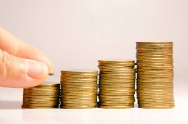 Para biriktirme kavramındaki bozukluklar.