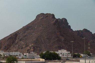 Uhud Dağı. Madinah 'ta Uhud savaşının yapıldığı yer. Tepe, İslam 'ın tarihi yerlerinden biridir. Uhud şehidi