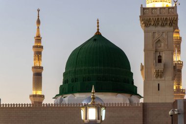 Yeşil Kubbe - Peygamber Muhammed Camii, El-Mescid ve Nabawi