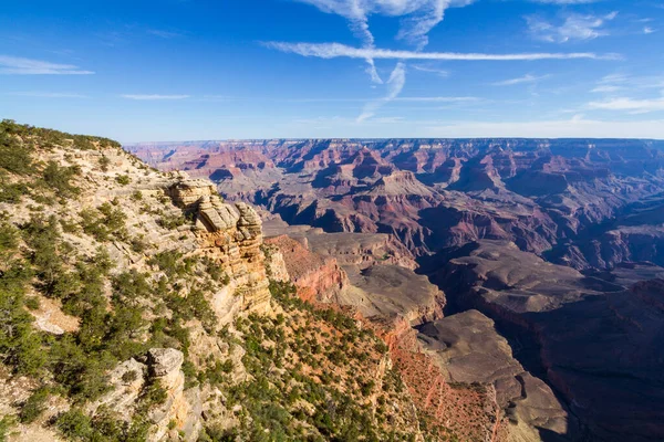 Boeiende Canyon Met Majestueuze Bergen Opvallende Rotsformaties Uit Grand Canyon — Stockfoto