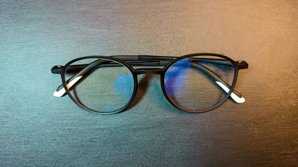 Fekete Szemüveg Szemüveg Fényes Fekete Kerettel Mindennapi Élet Olvasására Egy — Stock Fotó
