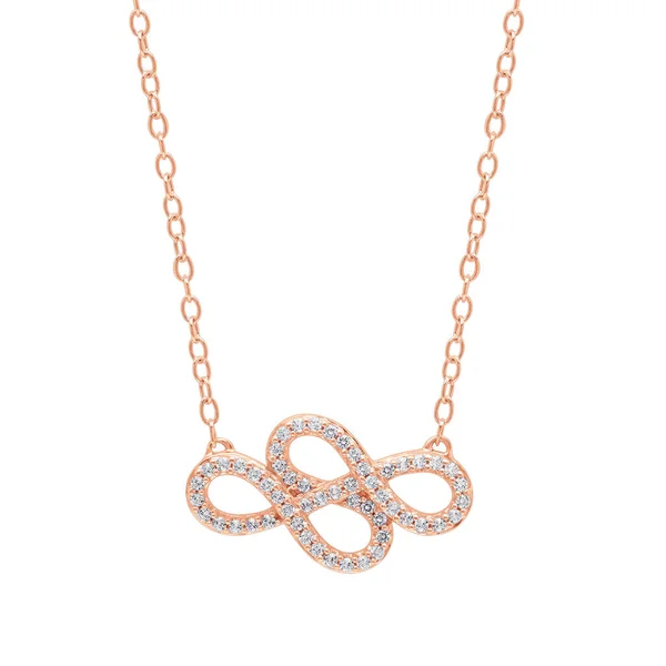 altın kolye zinciri üzerinde