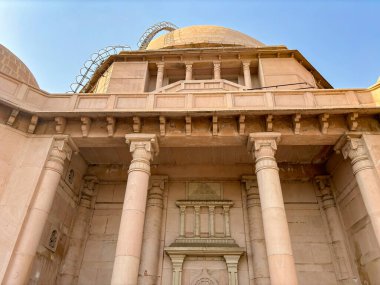 Ambedkar Parkı olarak da bilinen Rashtriya Dalit Prerna Sthal, Hindistan 'ın Uttar Pradesh kentinde yer alan ünlü bir turizm merkezidir.