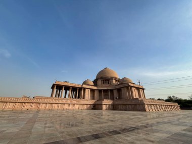 Ambedkar Parkı olarak da bilinen Rashtriya Dalit Prerna Sthal, Hindistan 'ın Uttar Pradesh kentinde yer alan ünlü bir turizm merkezidir.