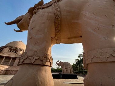 Ambedkar Parkı olarak da bilinen Rashtriya Dalit Prerna Sthal, Hindistan 'ın Uttar Pradesh kentinde yer alan ünlü bir turizm merkezidir.
