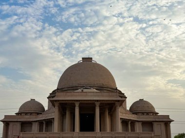 Ambedkar Parkı olarak da bilinen Rashtriya Dalit Prerna Sthal, Hindistan 'ın Uttar Pradesh kentinde yer alan ünlü bir turizm merkezidir.