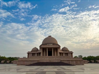 Ambedkar Parkı olarak da bilinen Rashtriya Dalit Prerna Sthal, Hindistan 'ın Uttar Pradesh kentinde yer alan ünlü bir turizm merkezidir.