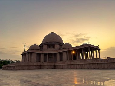 Ambedkar Parkı olarak da bilinen Rashtriya Dalit Prerna Sthal, Hindistan 'ın Uttar Pradesh kentinde yer alan ünlü bir turizm merkezidir.