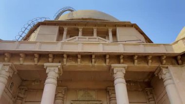 Ambedkar Parkı olarak da bilinen Rashtriya Dalit Prerna Sthal, Hindistan 'ın Uttar Pradesh kentinde yer alan ünlü bir turizm merkezidir.