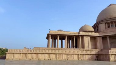 Ambedkar Parkı olarak da bilinen Rashtriya Dalit Prerna Sthal, Hindistan 'ın Uttar Pradesh kentinde yer alan ünlü bir turizm merkezidir.