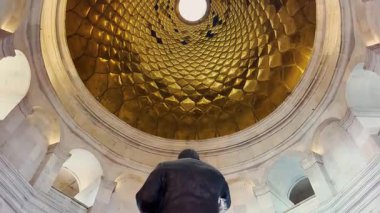 Ambedkar Parkı olarak da bilinen Rashtriya Dalit Prerna Sthal, Hindistan 'ın Uttar Pradesh kentinde yer alan ünlü bir turizm merkezidir.