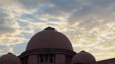 Ambedkar Parkı olarak da bilinen Rashtriya Dalit Prerna Sthal, Hindistan 'ın Uttar Pradesh kentinde yer alan ünlü bir turizm merkezidir.