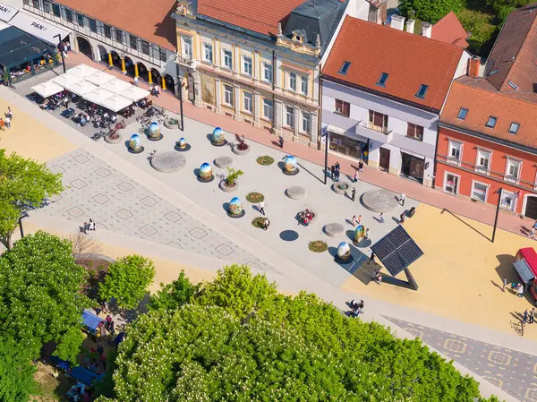 Vista Aérea Cidade Koprivnica Com Praça Central Parque Croácia — Fotografia de Stock