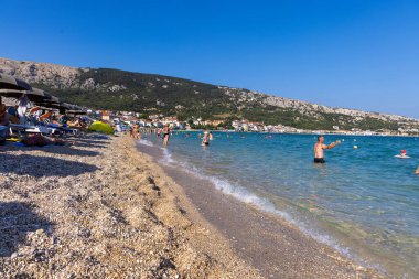 Hırvatistan 'ın Baska Kasabası' ndaki Vela Plaza Plajı, Krk Adası