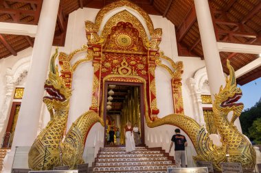 Wat Chedi Luang Tapınağı, Chiang Mai, Tayland 