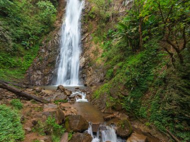 Kuzey Tayland 'daki Khun Korn Şelalesi