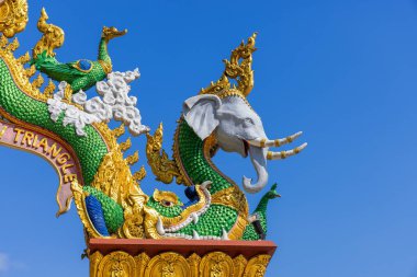 Altın Üçgen, Tayland 'da dini heykeller