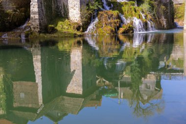 Hırvatistan 'da Rastoke - şelale ve su değirmenlerinden oluşan bir köy