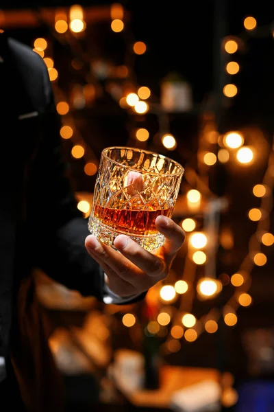 Closeup Businessmen Holding Glass Whiskey — Stock Photo, Image