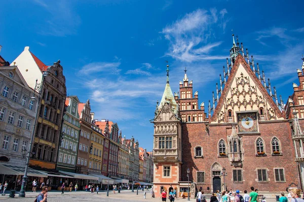 stock image Historic tenement houses in Wroclaw's Old Town on a sunny day. 