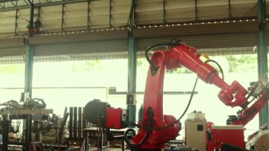 İki makine elektriksel test, endüstriyel bir robotik kolda otomatik kontrol hassas kaynak görevlerinden sorumludur: modern endüstriyel robotlar, otomasyon sistemleri