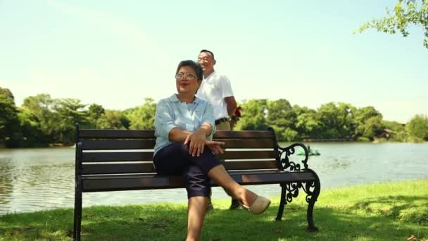 Senior Asian Couple Wedding Lasting Love Anniversary Surprise Elderly Husband — Stock Video