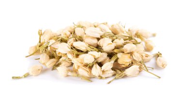 Beyaz arka planda izole edilmiş yasemin çiçekleri. Yasemin çiçeği çayı. Bitki çayı.