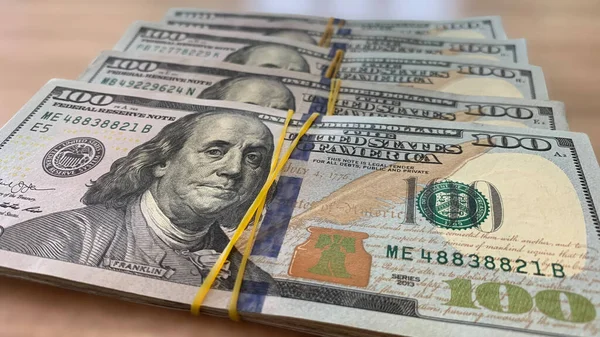 Δολάρια Και Αμερικάνικη Σημαία Χρεωκοπημένος Μετρητά Επιχειρηματική Κρίση Έννοια Του — Φωτογραφία Αρχείου