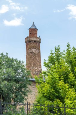 Elazığ ilinin Harput ilçesine bağlı Büyük Cami (Ulu Camii)