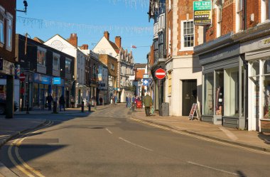 Uttoxeter, Staffordshire, İngiltere 'deki ana cadde sahnesi.