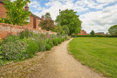 İngiltere, Derbyshire, Breaston 'da park yolu.