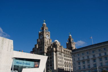 Liverpool 'daki eski ve yeni binalar, Uk.