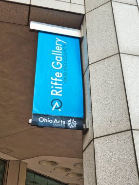 Ohio Sanat Konseyi 'nin Riffe Galerisi, 17 Mart 1989' da Ohio 'lu sanatçıların çalışmalarını sergiliyor. 