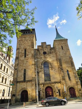 İkinci Presbiteryen Kilisesi (ayrıca Presbiteryen Kilisesi olarak da bilinir) Ohio, Columbus 'ta bulunan tarihi bir kilise binasıdır..