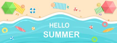 Mutlu yaz deniz afişi illüstrasyonu, şemsiyeli, minderli, yüzme yüzme yüzüklü, sörf tahtalı, şapkalı, deniz yıldızlı, deniz yıldızı kabuklu, renkli plaj arka planı. Hava manzaralı açık hava aktivitesi