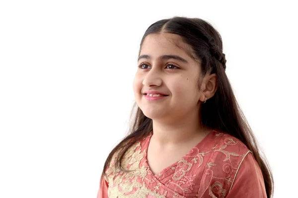 Portret Van Schattig Gelukkig Glimlachend Indiaas Meisje Kind Met Lang — Stockfoto