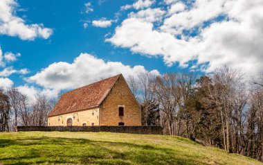 Perigord, Dordogne, Fransa 'daki Fenelon şatosunun yakınındaki bir arazide.