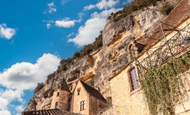 Perigord, Yeni Aquitaine, Fransa 'daki Beynac ve Cazenac' tan manzara