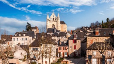 Dordogne 'daki Terrasson Lavilledieu' deki Saint-Sour Kilisesi, Fransa 'nın Yeni Aquitaine kenti.