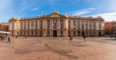 The Capitol and the Occitan cross in the square of the same name, on a winter day in Toulouse, Occitanie, France